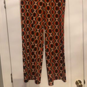 Very stretchy and comfortable pants. NWT size M